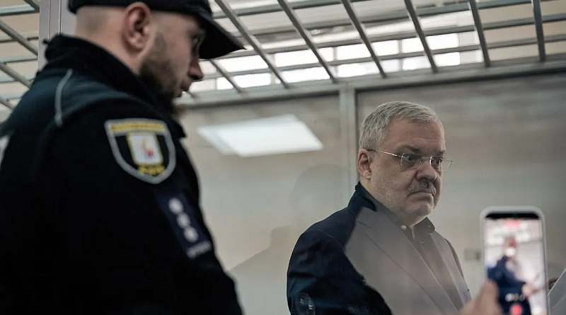 "A two-bedroom in Moscow" played with new colors (video)