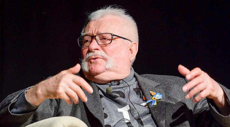 "Nothing should be given to Russia!"