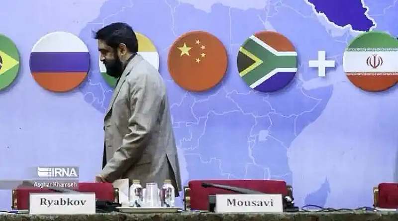 Crisis of decorative block alternatives