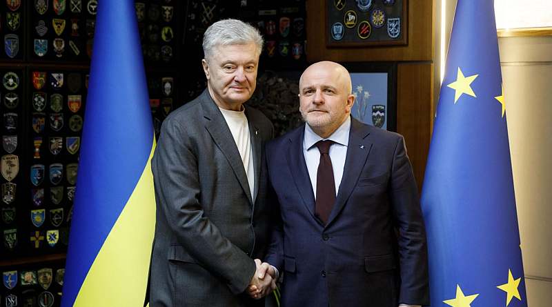 Petro Poroshenko met with the Polish government's commissioner for Ukraine, Pawel Kowal (photo)