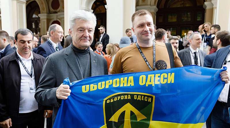Poroshenko at the Black Sea Security Forum (photo, video)