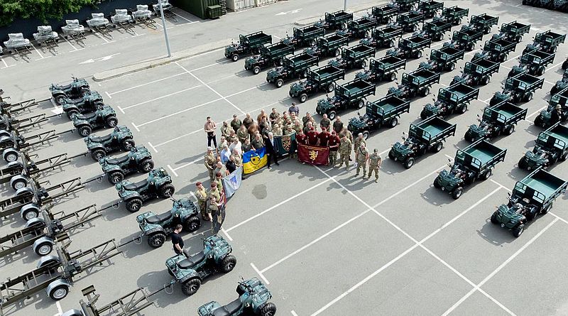 Despite sanctions, Poroshenko delivered another batch of equipment to the Defense Forces units (photos, video)